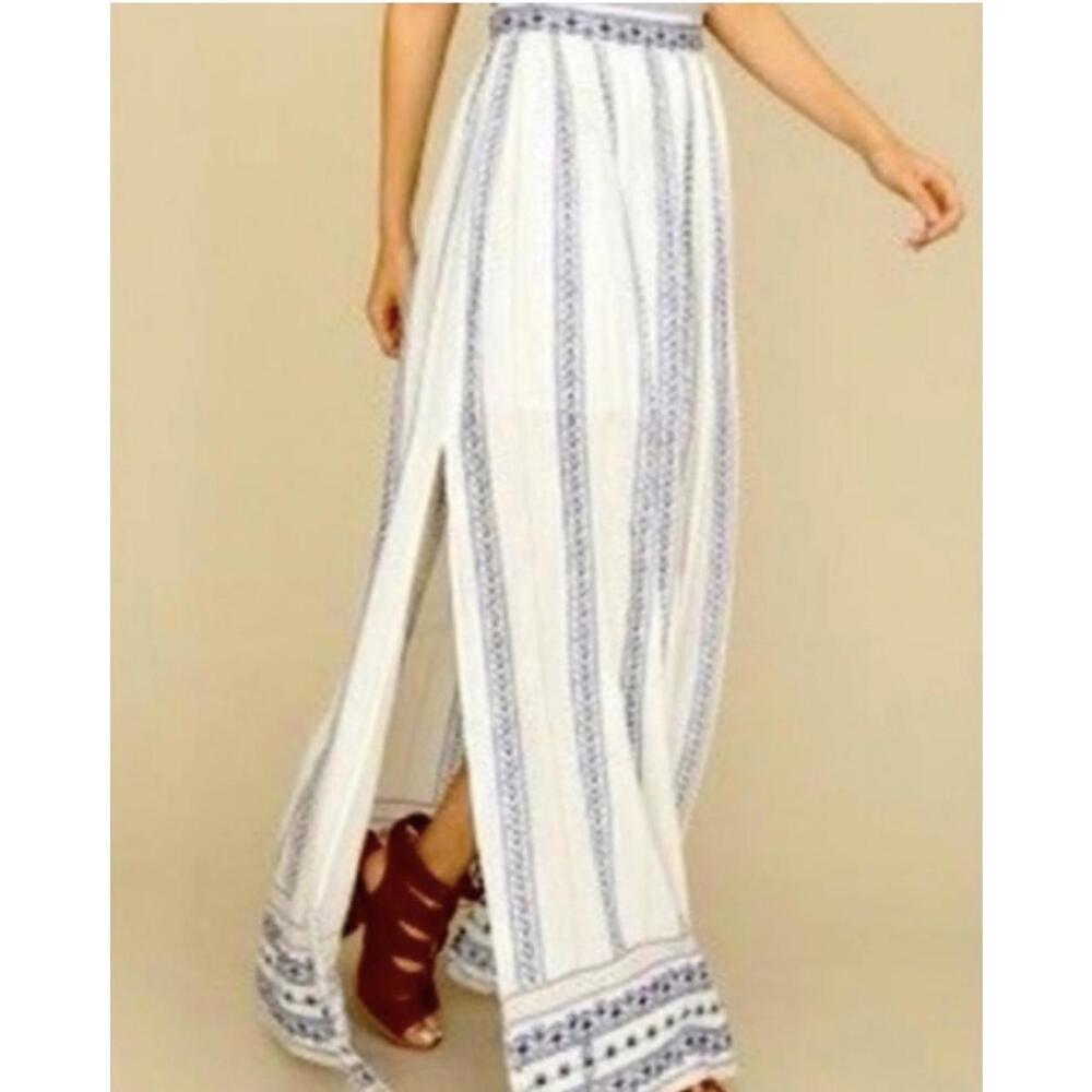Sadie & Sage | Cream & Blue Boho Maxi Skirt Wide Side Slits Size‎ M